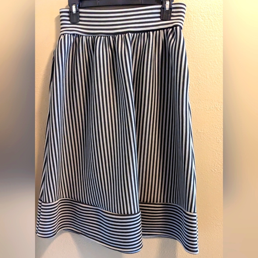 Midi skirt